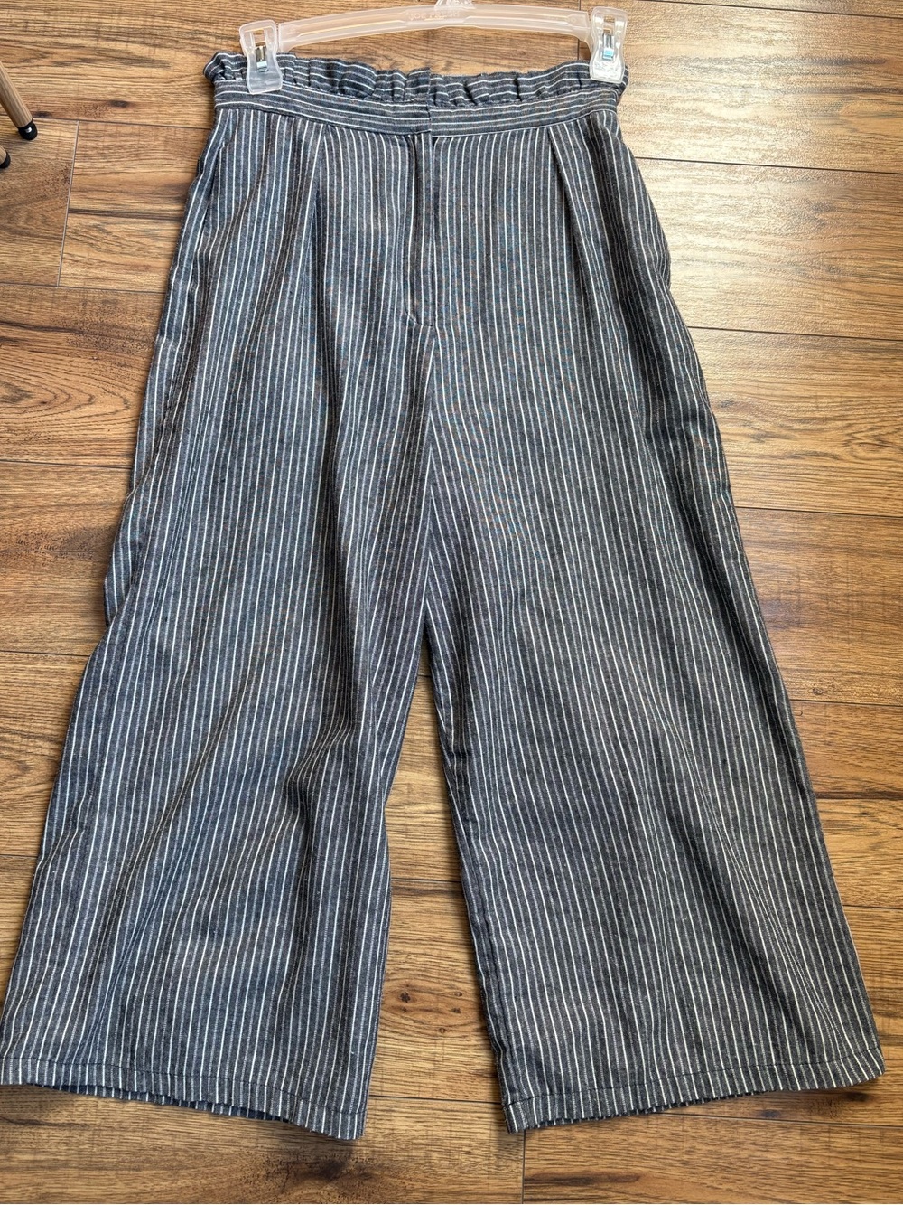 Wide-Leg Striped Women’s Pants in Charcoal Gray